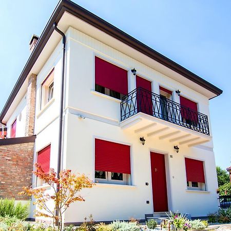 B&B La Porta Rossa Noale Exterior photo